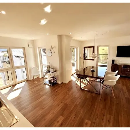 Apartment Penthouse Am Wasser