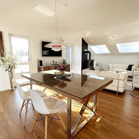 Apartment Penthouse Am Wasser